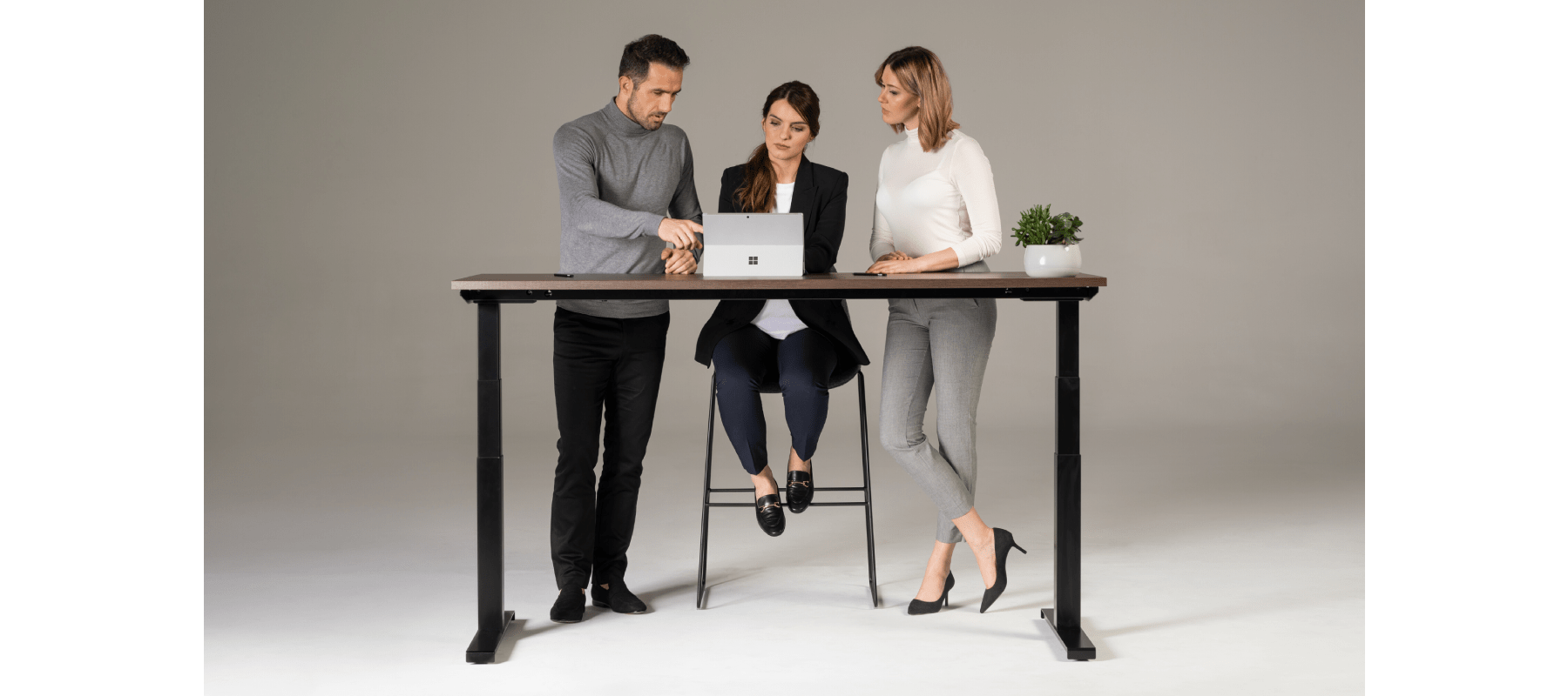 meble pracownicze emodel 2.0 aranżacje - 36