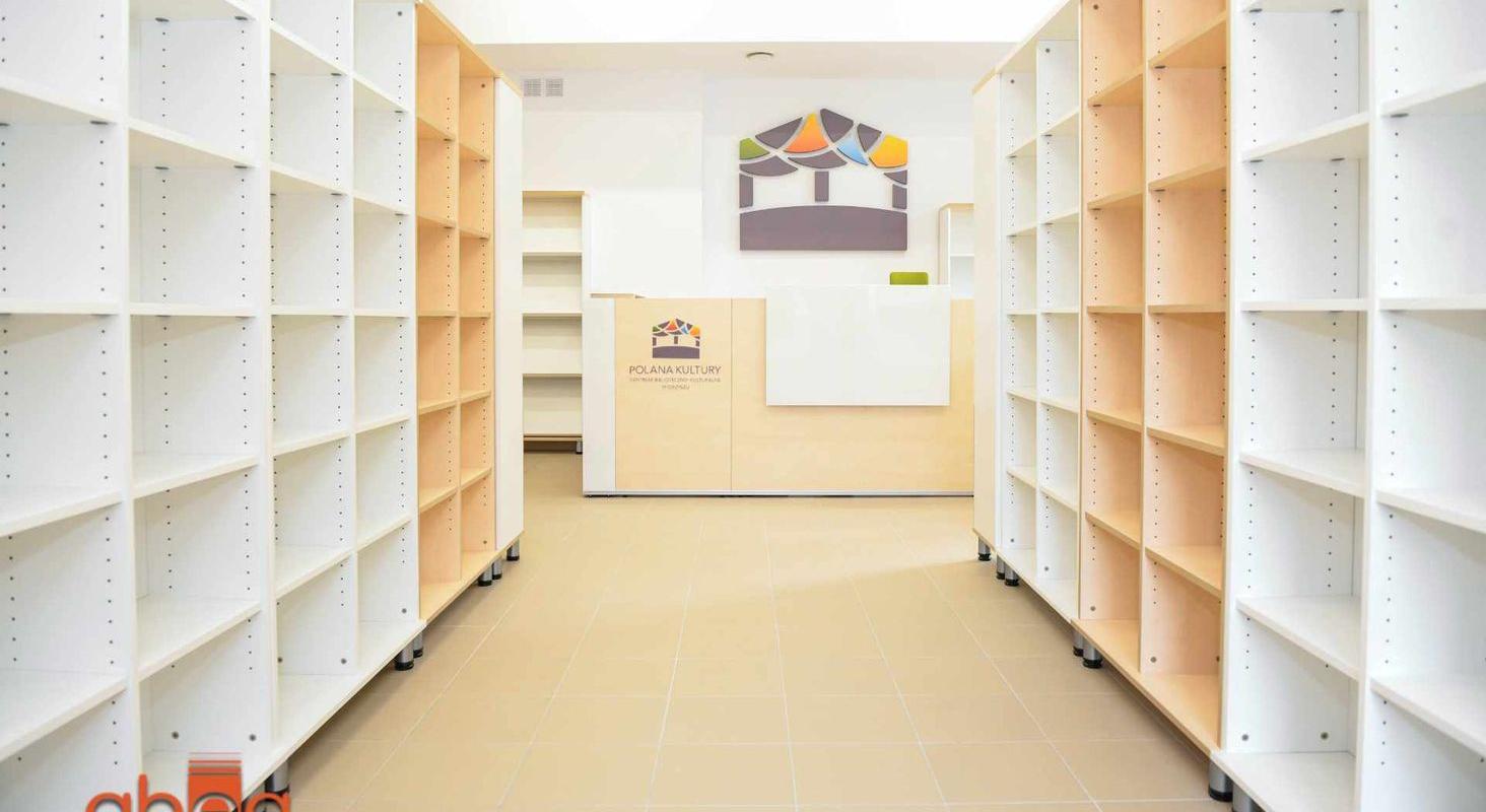 082-regay-biblioteczne-palermo-zab