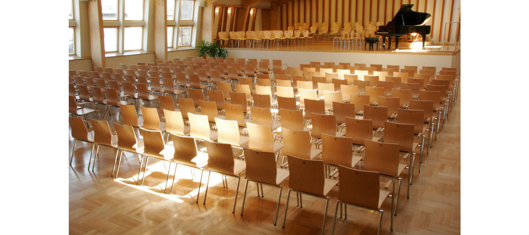 krzesła konferencyjne Espacio realizacje 14